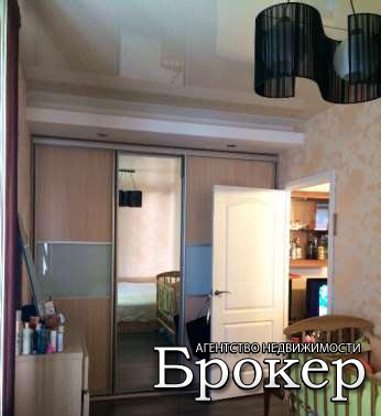 продажа 2-комнатной квартиры на 2 этаже 3-этажного кирпичного дома по бул. Шевче