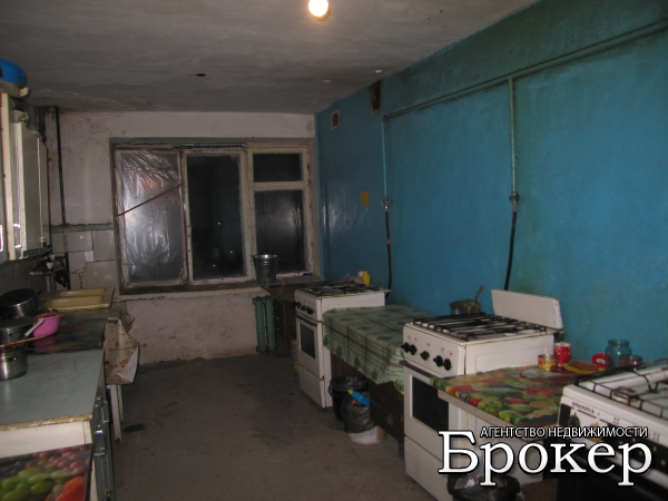 продажа комнаты в общежитии на 3 этаже 5-этажного кирпичного дома по ул. Одесско
