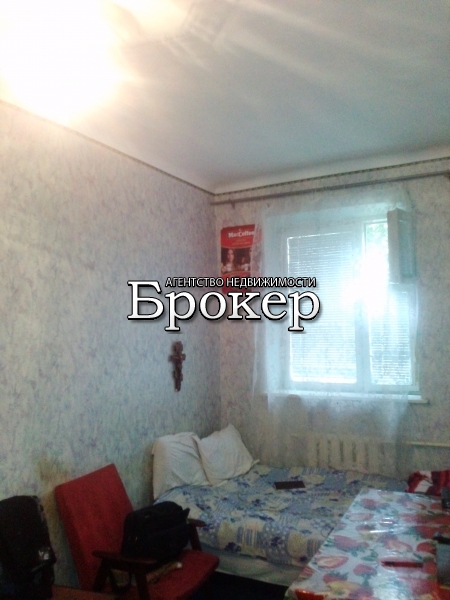 продажа 1-комнатной квартиры на 2 этаже 2-этажного кирпичного дома по ул. Чернов