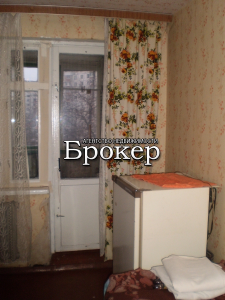 продажа 3-комнатной квартиры на 2 этаже 9-этажного панельного дома по ул. Героев