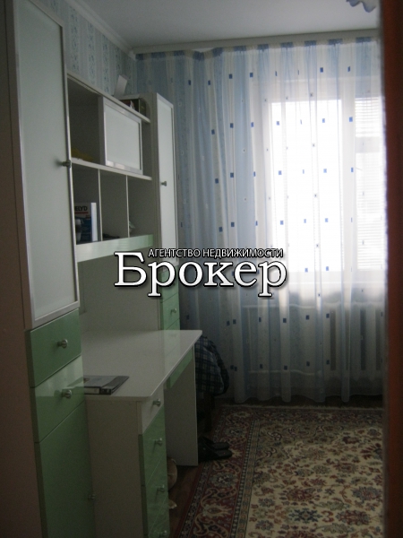 продажа 2-комнатной квартиры на 1 этаже 9-этажного панельного дома по ул. Конева