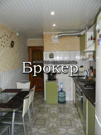 Продается 3-комнатная квартира по ул. Гайдара, в ЮЗР. Квартира находится на 3 эт